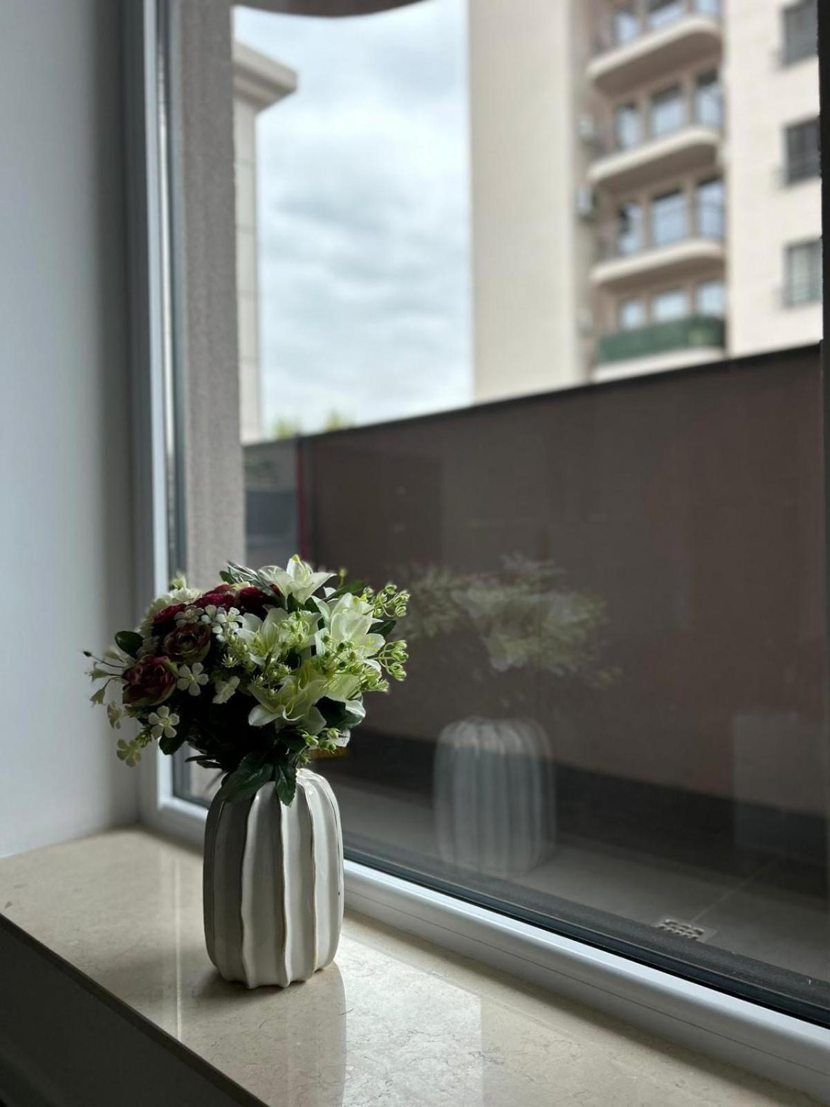 בוקרשט Summit Stay Apartment מראה חיצוני תמונה