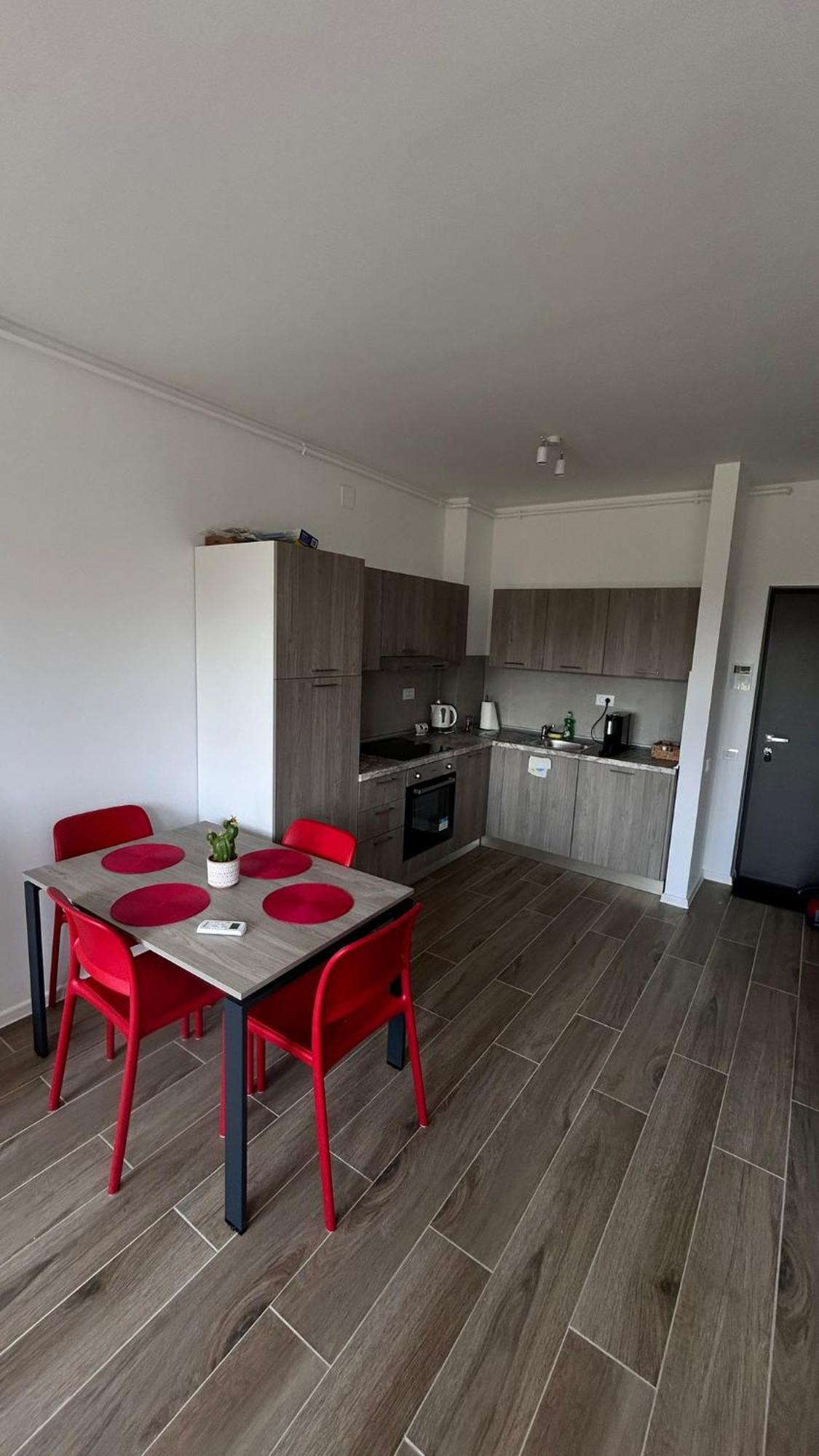 בוקרשט Summit Stay Apartment מראה חיצוני תמונה